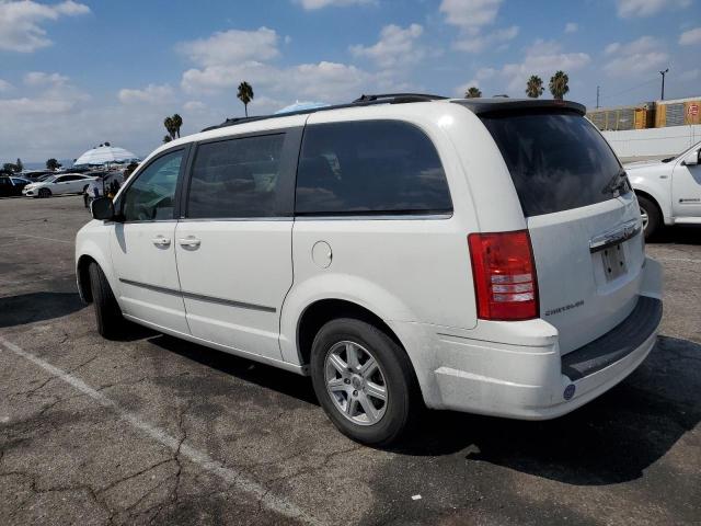 Photo 2 from auction – 2010 CHRYSLER TOWN & COU with VIN 2A4RR5D13AR212924