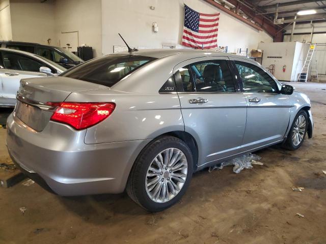 Photo 3 from auction – 2013 CHRYSLER 200 LIMITED with VIN 1C3CCBCG3DN578843