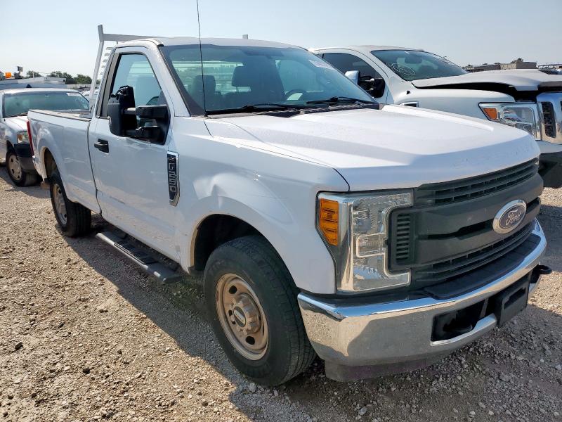 Photo 4 from auction – 2017 FORD F250 SUPER with VIN 1FTBF2A68HEC11211