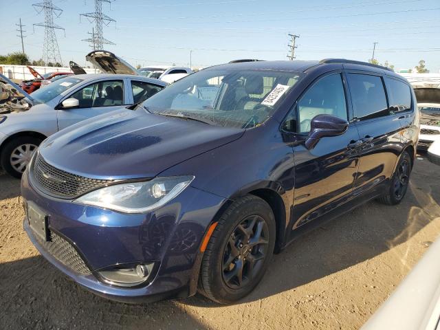 CHRYSLER PACIFICA T 2018 with VIN 2C4RC1EG1JR310711 - Photo from auction