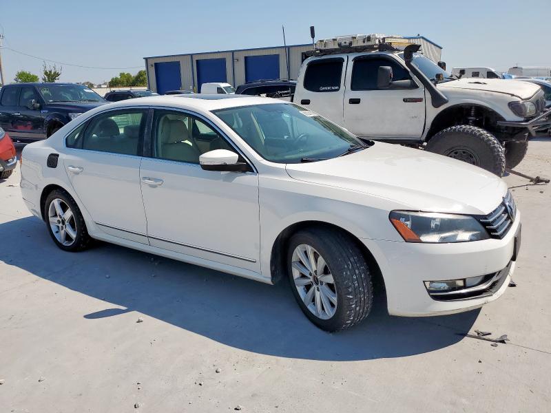 Photo 4 from auction – 2013 VOLKSWAGEN PASSAT SEL with VIN 1VWCH7A37DC039936