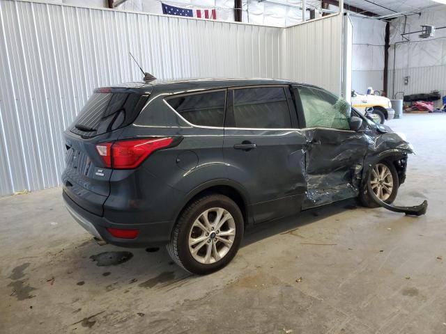 Photo 3 from auction – 2019 FORD ESCAPE SE with VIN 1FMCU0GD2KUB30895