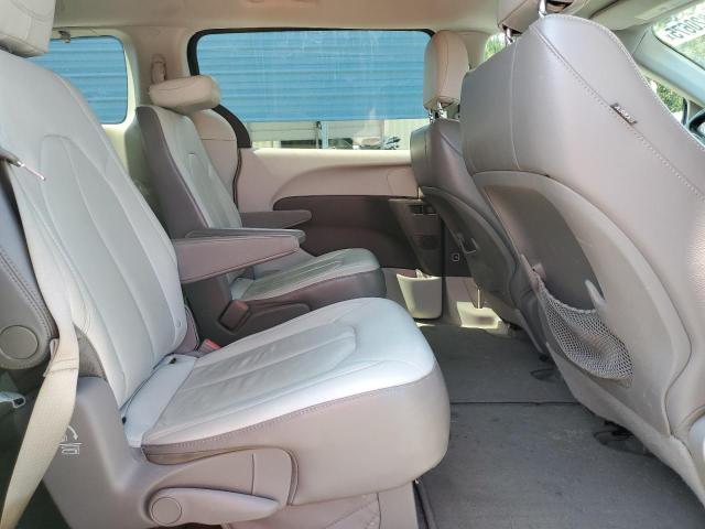 Photo 11 from auction – 2017 CHRYSLER PACIFICA T with VIN 2C4RC1BG8HR512573