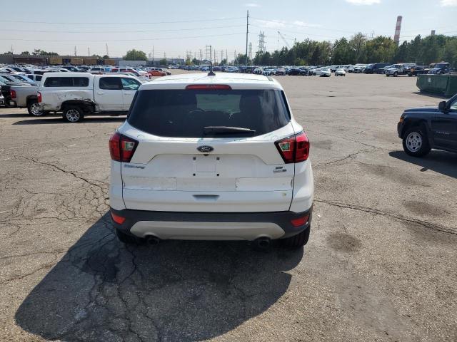 Photo 6 from auction – 2019 FORD ESCAPE SE with VIN 1FMCU9GD7KUC07877