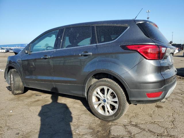 Photo 2 from auction – 2019 FORD ESCAPE SE with VIN 1FMCU9GD6KUB24487