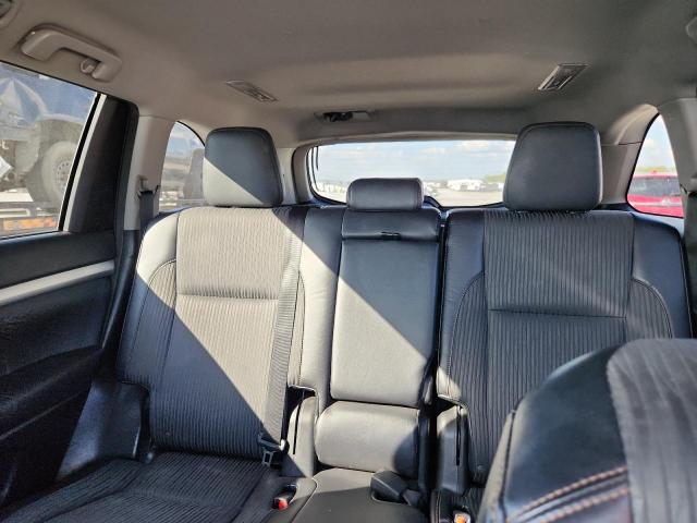 Photo 10 from auction – 2015 TOYOTA HIGHLANDER LE with VIN 5TDZKRFH5FS118506