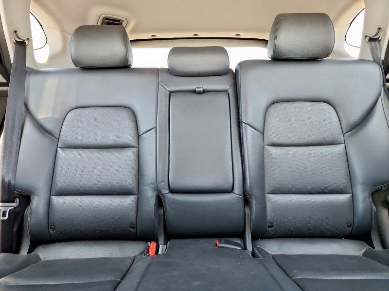 Photo 10 from auction – 2016 HYUNDAI TUCSON LIM with VIN KM8J33A28GU056716