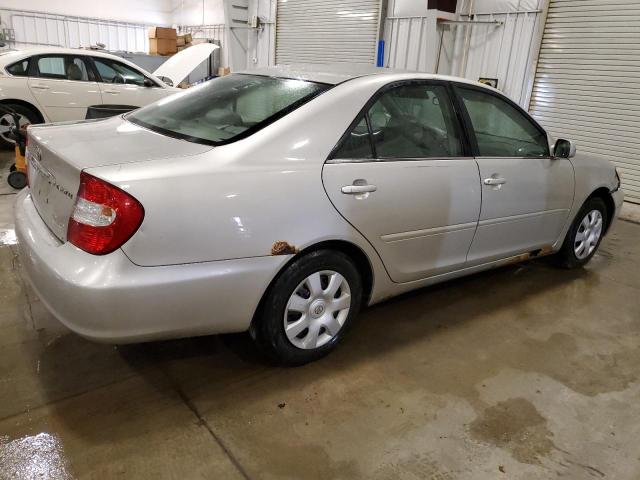 Photo 3 from auction – 2004 TOYOTA CAMRY LE with VIN 4T1BE30K04U842943