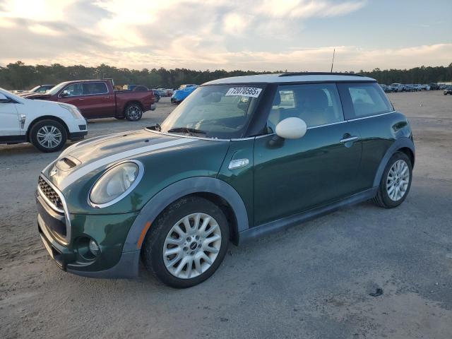 MINI COOPER S 2015 with VIN WMWXP7C5XF2A35524 - Photo from auction