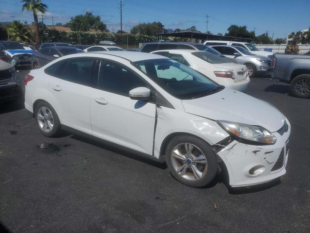 Photo 4 from auction – 2014 FORD FOCUS SE with VIN 1FADP3F22EL400774