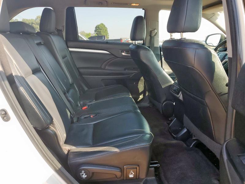 Photo 11 from auction – 2015 TOYOTA HIGHLANDER with VIN 5TDKKRFH0FS119225