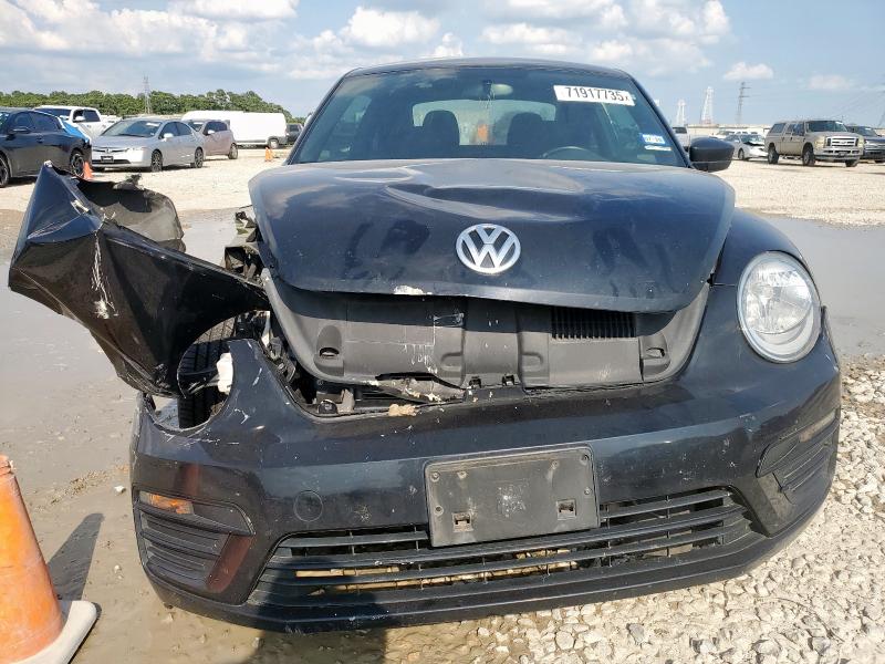 Photo 5 from auction – 2018 VOLKSWAGEN BEETLE S with VIN 3VWFD7AT9JM706573