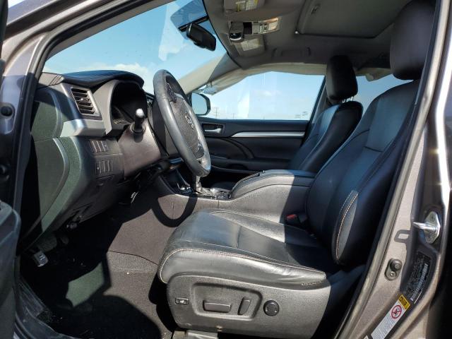 Photo 7 from auction – 2016 TOYOTA HIGHLANDER with VIN 5TDKKRFH7GS161666