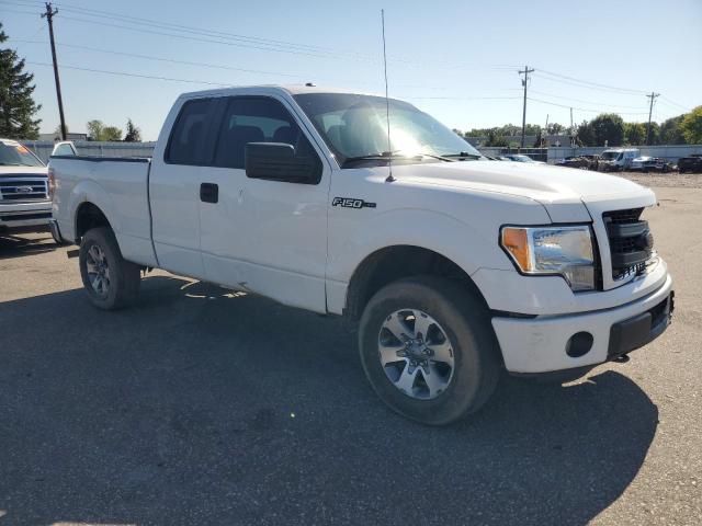 Photo 4 from auction – 2013 FORD F150 SUPER with VIN 1FTFX1EF4DFB52942