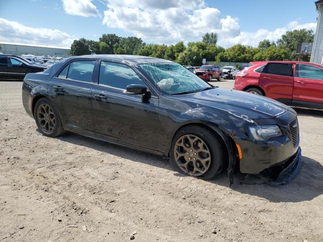 Photo 4 from auction – 2016 CHRYSLER 300 S with VIN 2C3CCAGG5GH298651