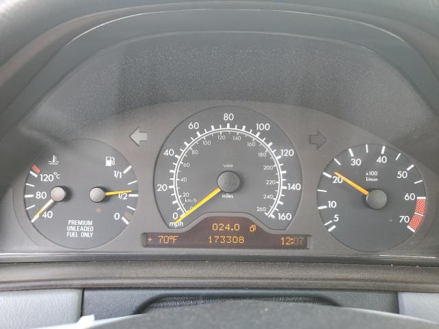 Photo 9 from auction – 1998 MERCEDES-BENZ E 320 with VIN WDBJF65F9WA499871