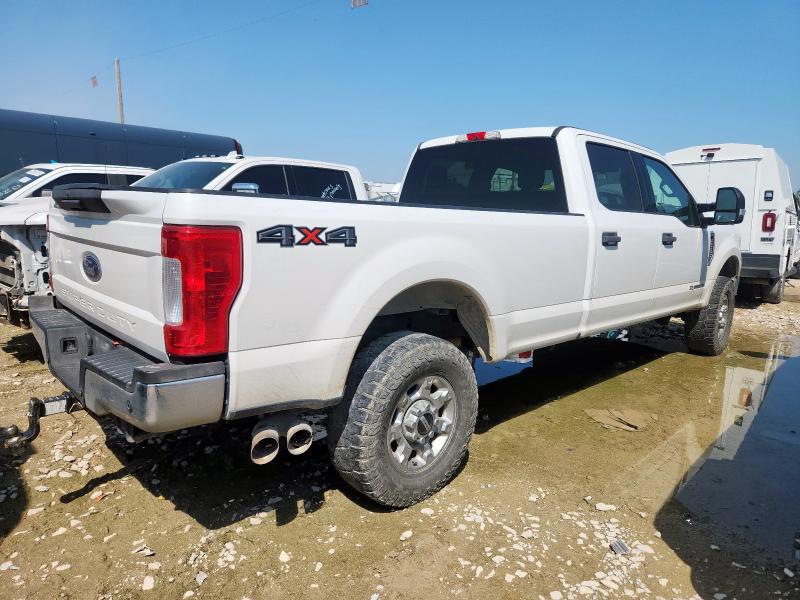Photo 3 from auction – 2017 FORD F250 SUPER with VIN 1FT7W2BT8HED31214