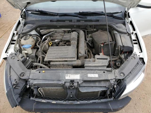 Photo 11 from auction – 2017 VOLKSWAGEN JETTA S with VIN 3VW2B7AJ6HM262176