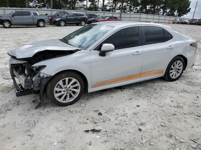 TOYOTA CAMRY 2022 with VIN 4T1C11AKXNU014256 - Photo from auction