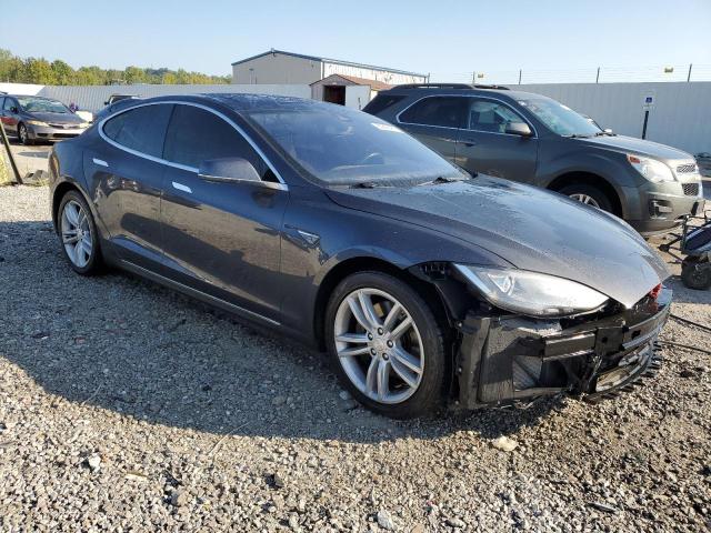 Photo 4 from auction – 2015 TESLA MODEL S 70 with VIN 5YJSA1S21FF088318