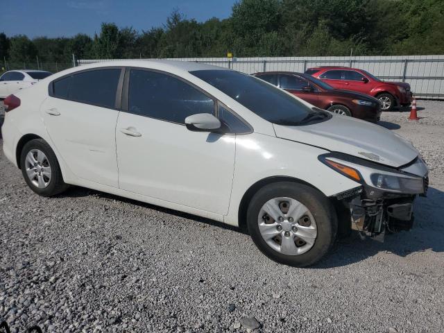 Photo 4 from auction – 2017 KIA FORTE LX with VIN 3KPFK4A78HE083204