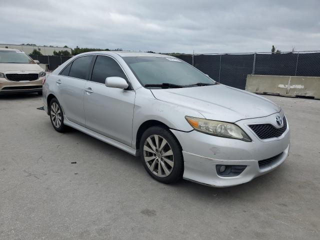 Foto 4 de la subasta – 2011 TOYOTA CAMRY BASE con VIN 4T1BF3EK2BU228804