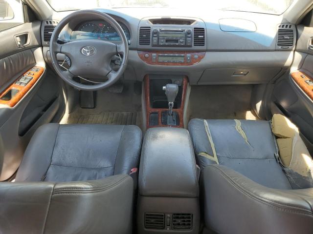 Photo 8 from auction – 2004 TOYOTA CAMRY LE with VIN JTDBF32K740152595