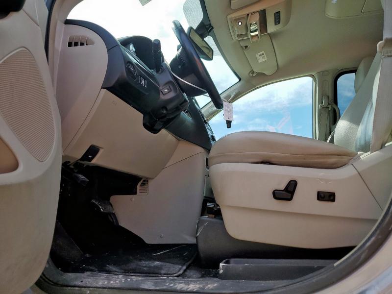 Photo 7 from auction – 2013 CHRYSLER TOWN & COU with VIN 2C4RC1CG9DR615994