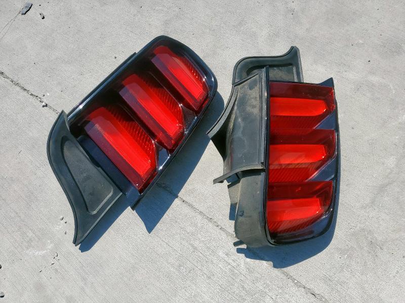 Foto 12 de la subasta – 2016 FORD MUSTANG con VIN 1FA6P8TH7G5215481