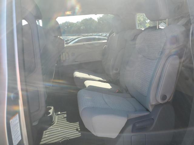 Photo 11 from auction – 2021 TOYOTA SIENNA LE with VIN 5TDKRKEC6MS003243