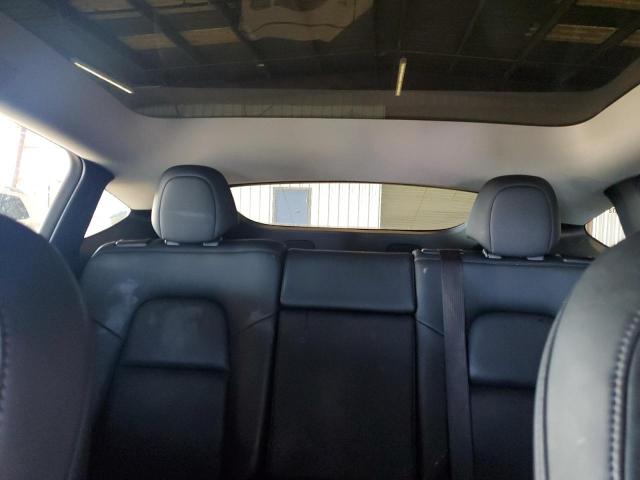 Photo 10 from auction – 2021 TESLA Y with VIN 5YJYGAEE4MF239583