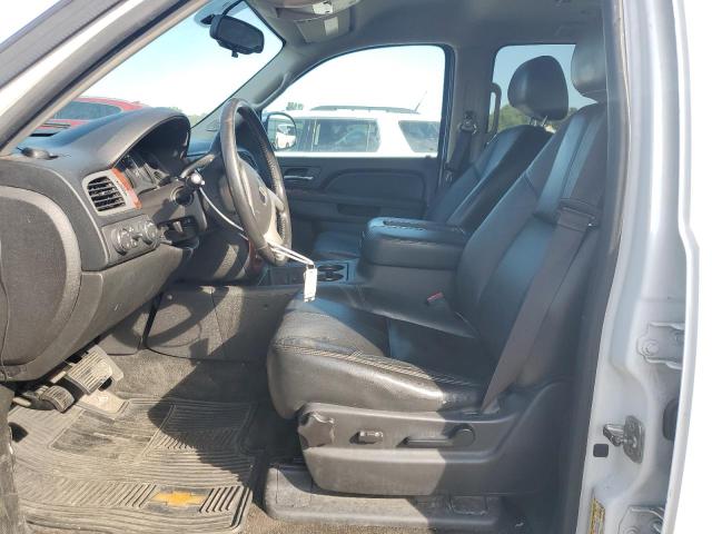 Photo 7 from auction – 2013 CHEVROLET SUBURBAN K with VIN 1GNSKJE71DR192536
