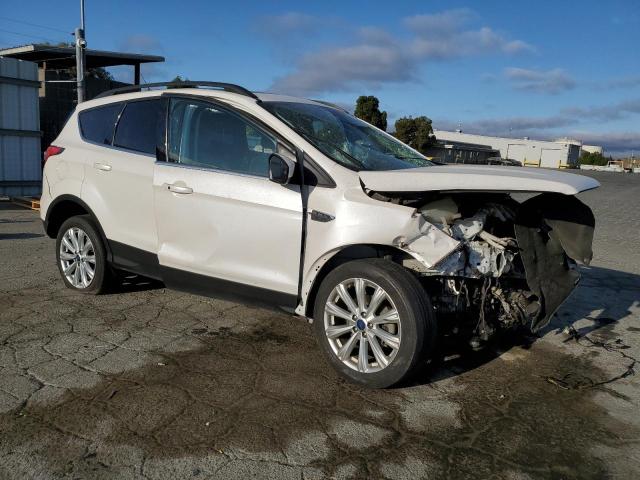 Photo 4 from auction – 2019 FORD ESCAPE with VIN 1FMCU0HD8KUB04798