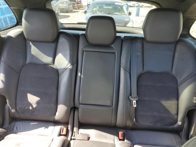 Photo 10 from auction – 2013 PORSCHE CAYENNE GTS with VIN WP1AD2A24DLA73069