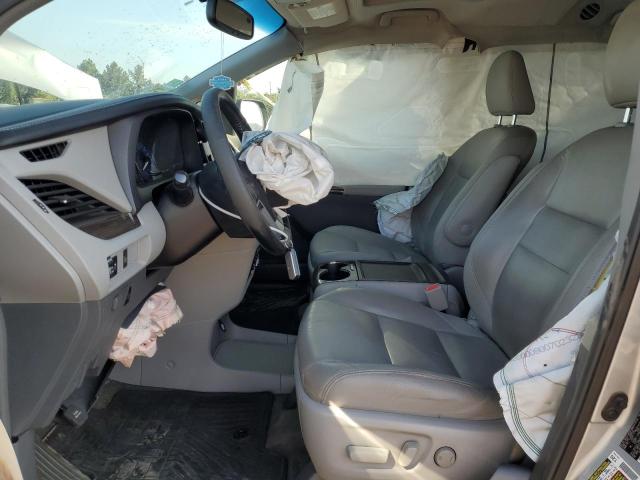 Photo 7 from auction – 2015 TOYOTA SIENNA XLE with VIN 5TDYK3DC2FS648688