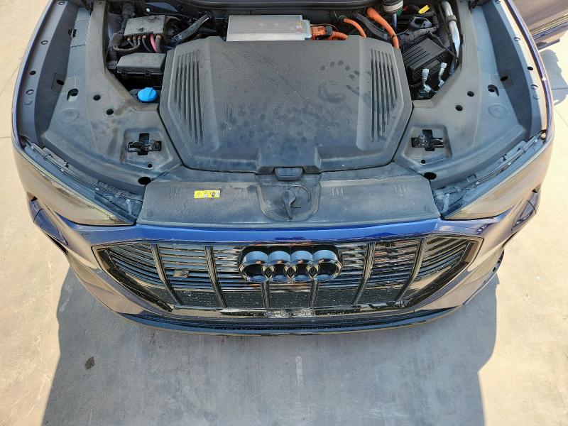 Zdjęcie 11 z aukcji – 2022 AUDI E-TRON S P z VIN WA1VCBGE2NB023876