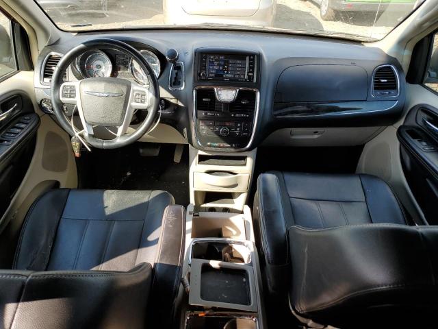 Photo 8 from auction – 2016 CHRYSLER TOWN & COU with VIN 2C4RC1BG4GR214584