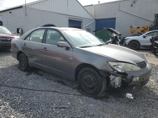 Photo 4 from auction – 2002 TOYOTA CAMRY LE with VIN JTDBE32K420108697