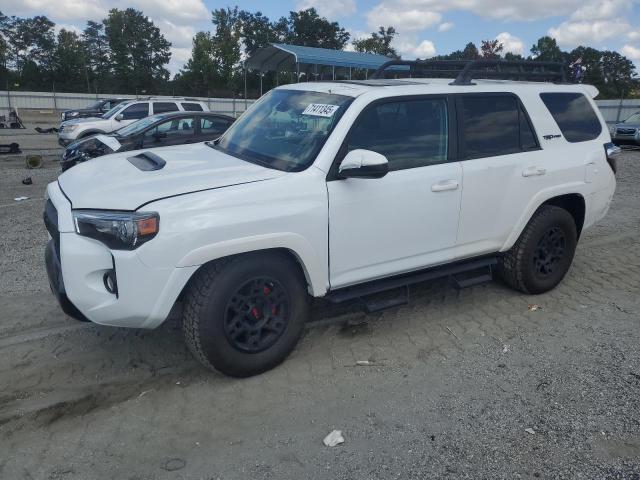 Photo 1 from auction – 2020 TOYOTA 4RUNNER SR with VIN JTEBU5JRXL5819107