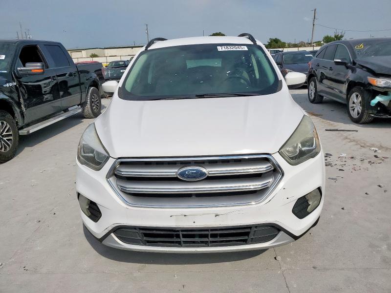 Photo 5 from auction – 2017 FORD ESCAPE SE with VIN 1FMCU0GD6HUD85607