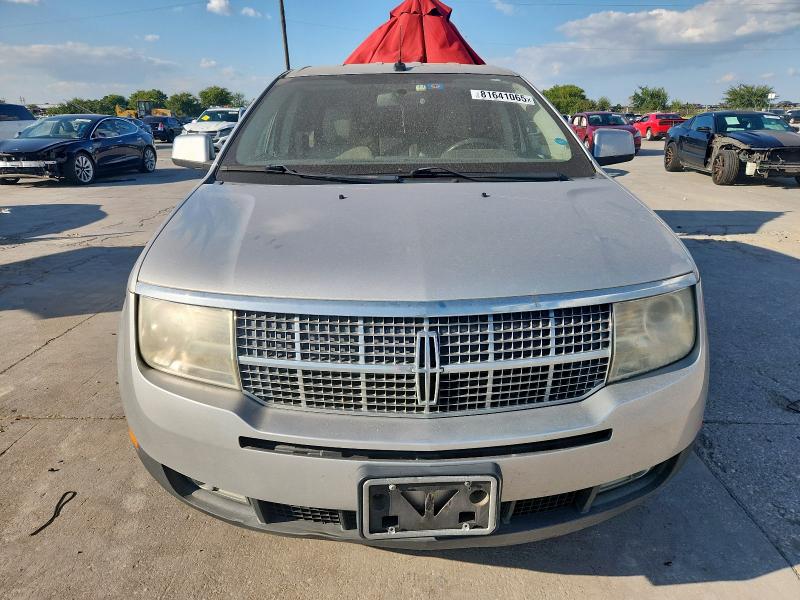 صورة رقم 5 من المزاد - 2009 LINCOLN MKX مع VIN 2LMDU68C99BJ08118