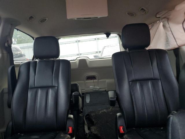 Photo 10 from auction – 2014 CHRYSLER TOWN & COU with VIN 2C4RC1BG8ER409035
