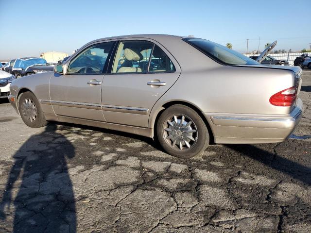 Photo 2 from auction – 2000 MERCEDES-BENZ E 320 with VIN WDBJF65J7YB019974