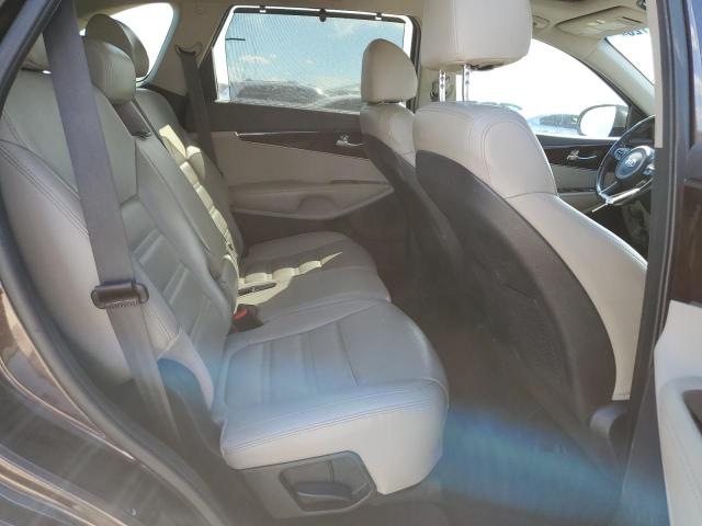 Photo 11 from auction – 2018 KIA SORENTO EX with VIN 5XYPH4A52JG365154