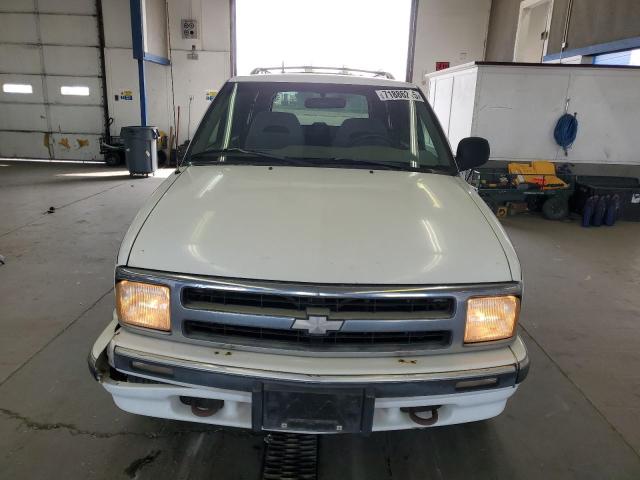 Photo 5 from auction – 1997 CHEVROLET BLAZER with VIN 1GNDT13W6VK205047