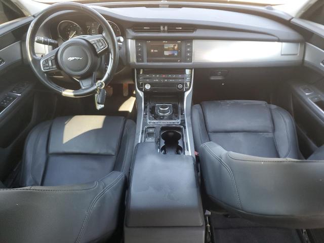 Photo 8 from auction – 2017 JAGUAR XF PREMIUM with VIN SAJBJ4BV8HCY28296