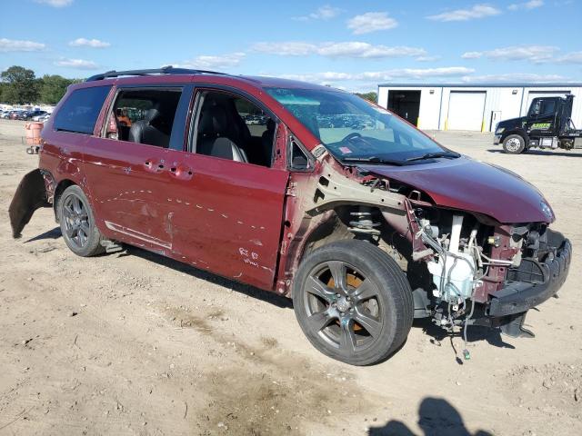 Photo 4 from auction – 2017 TOYOTA SIENNA SE with VIN 5TDXZ3DC4HS875844