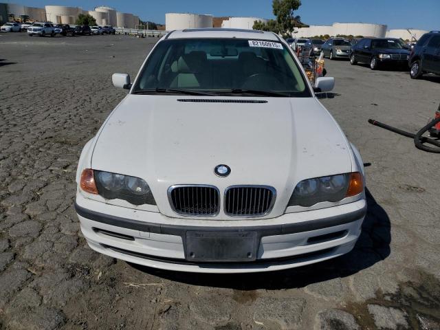 Photo 5 from auction – 2000 BMW 323 I with VIN WBAAM3347YFP69674