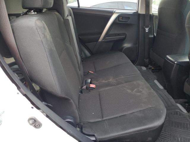 Photo 11 from auction – 2014 TOYOTA RAV4 LE with VIN JTMZFREVXEJ000300
