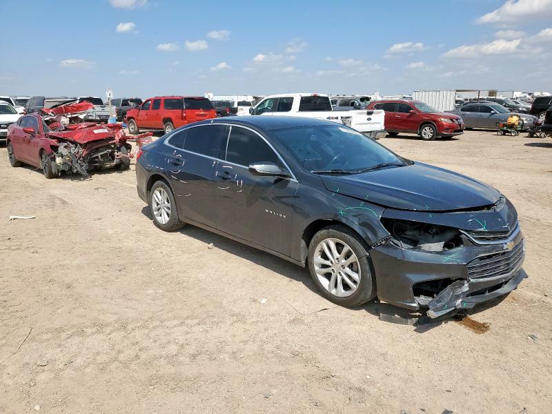 Photo 4 from auction – 2018 CHEVROLET MALIBU LT with VIN 1G1ZD5ST7JF182237